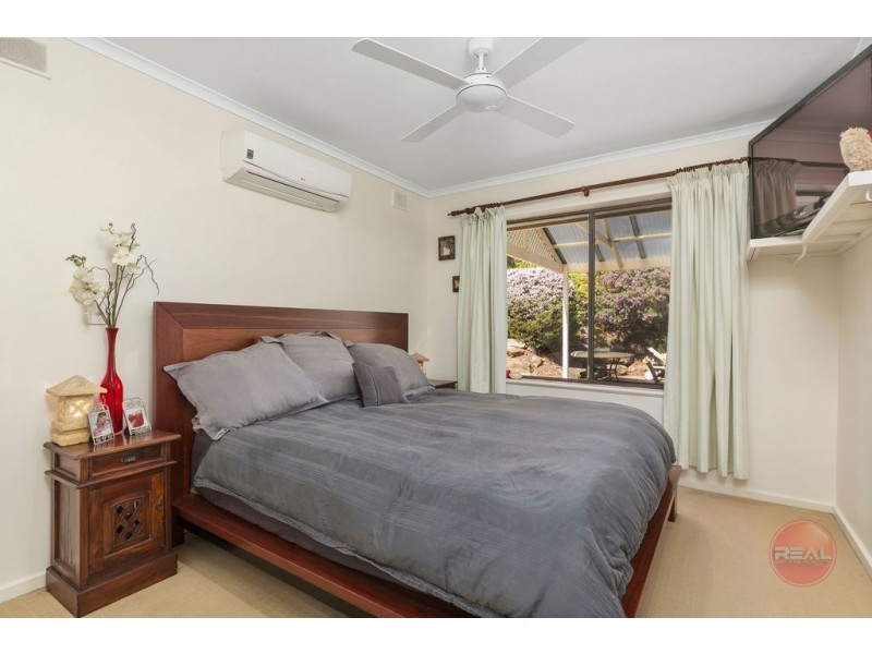 18 Weatherly Road, Happy Valley SA 5159