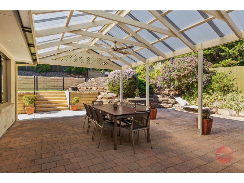 18 Weatherly Road, Happy Valley SA 5159