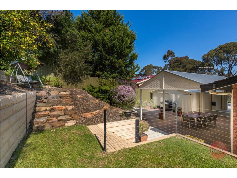 18 Weatherly Road, Happy Valley SA 5159