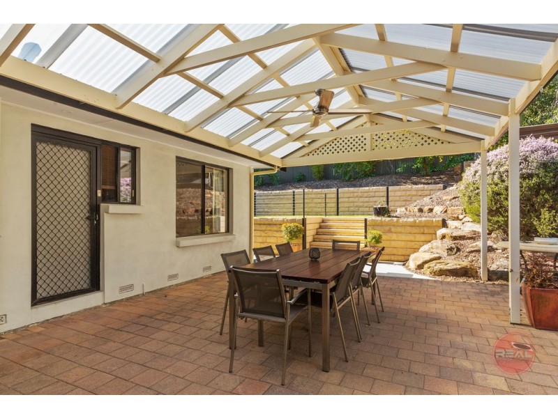 18 Weatherly Road, Happy Valley SA 5159