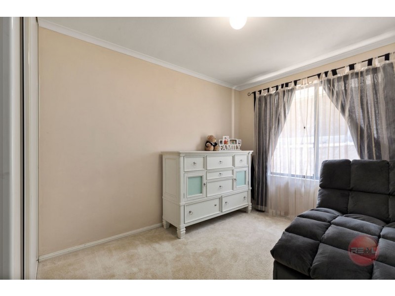 18 The Pines Close, Happy Valley SA 5159