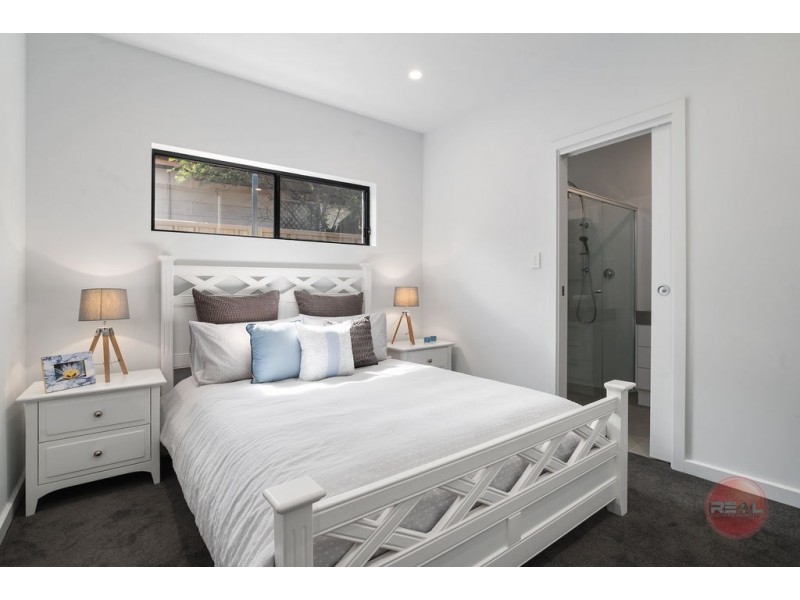 8a Howard Street, Dover Gardens SA 5048