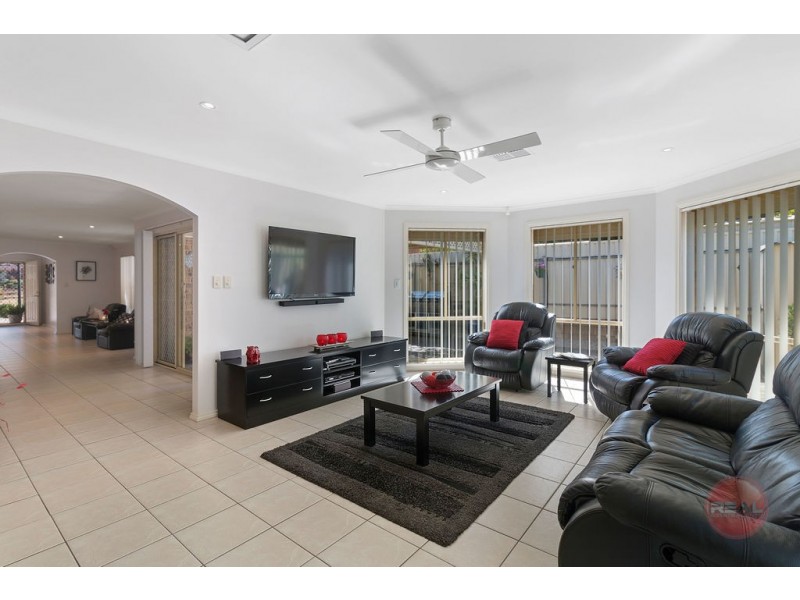 1 Benacre Close, Happy Valley SA 5159