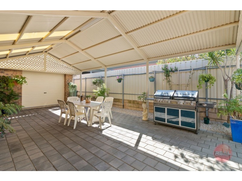 1 Benacre Close, Happy Valley SA 5159