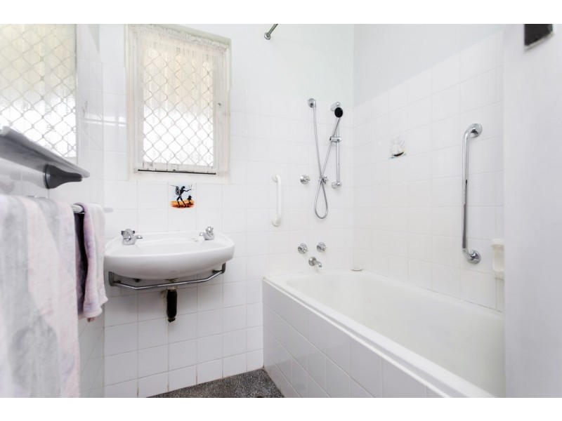28 Johnstone Road, Oaklands Park SA 5046