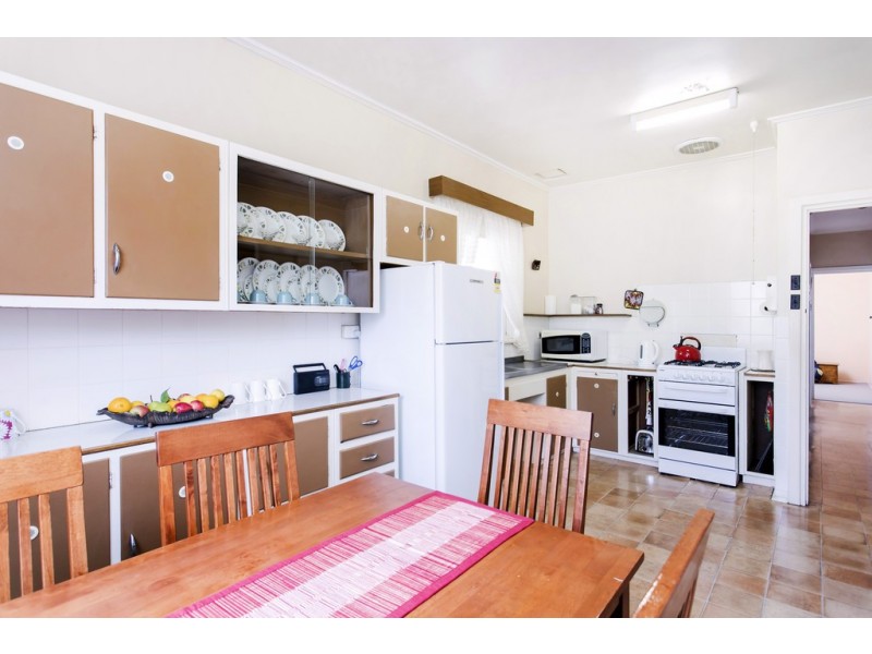 28 Johnstone Road, Oaklands Park SA 5046