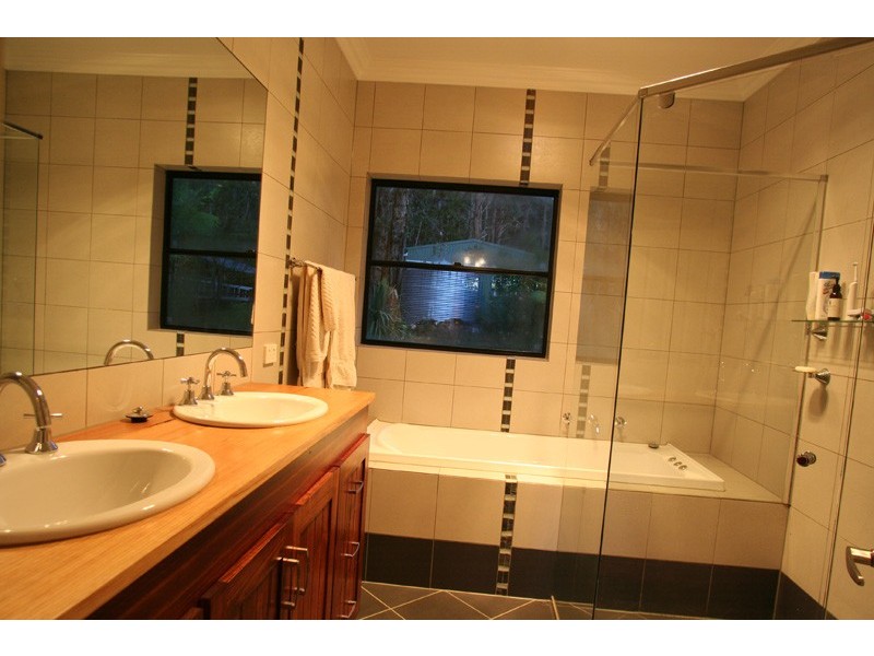 2 Woorabinda Drive, Stirling SA 5152