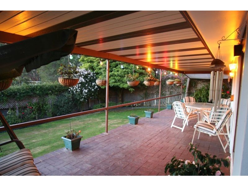 17 Glenloth Drive, Happy Valley SA 5159