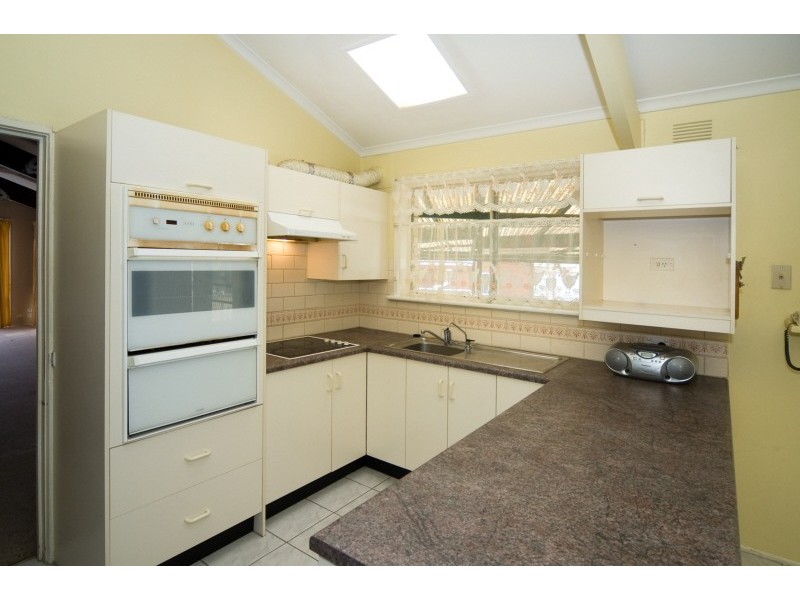 7 Torrens Street, Happy Valley SA 5159