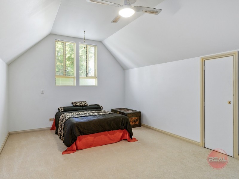 6 Sandison Avenue, Park Holme SA 5043