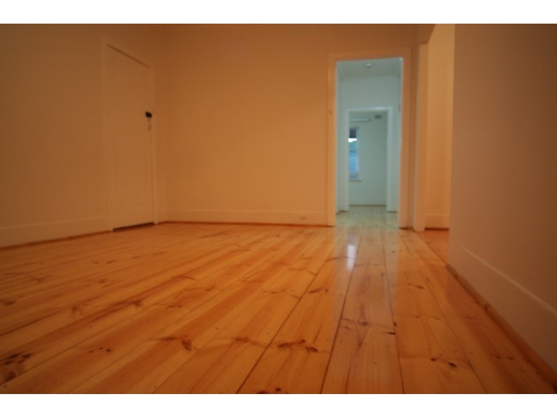 10 Mattner Avenue, Glenelg North SA 5045