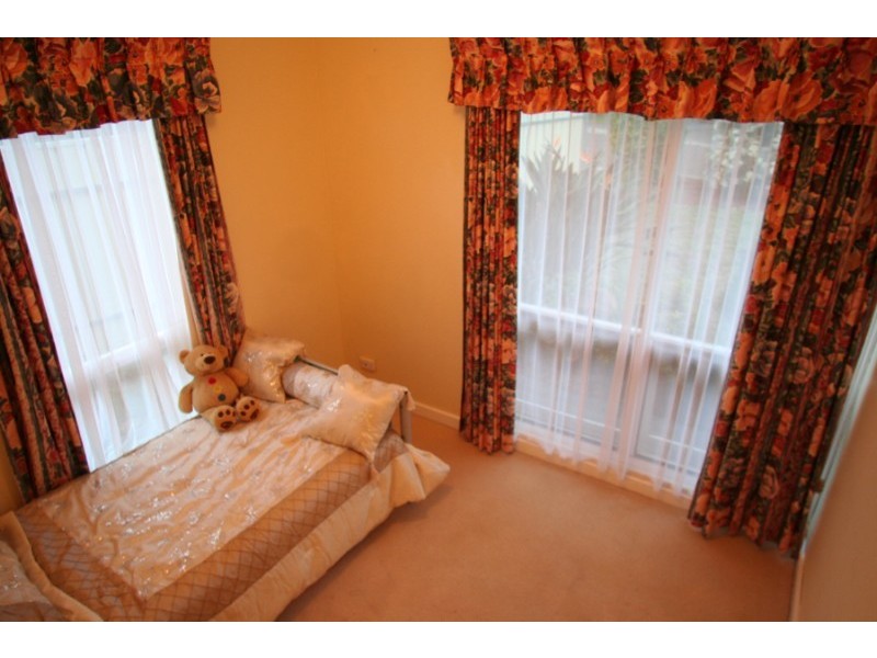 15 Windemere Place, O’halloran Hill SA 5158