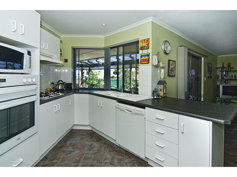 42 Spinnaker Cct, Sheidow Park SA 5158