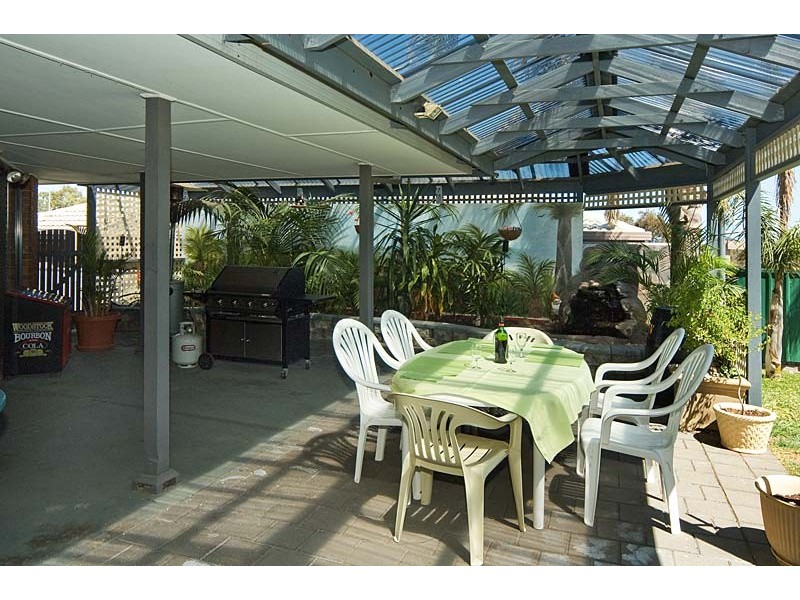 42 Spinnaker Cct, Sheidow Park SA 5158