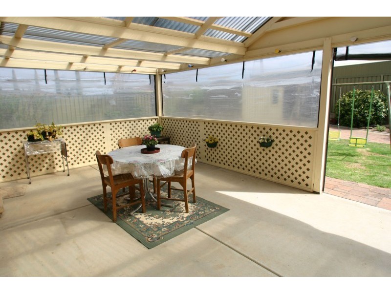 6 Leeward Court, Sheidow Park SA 5158