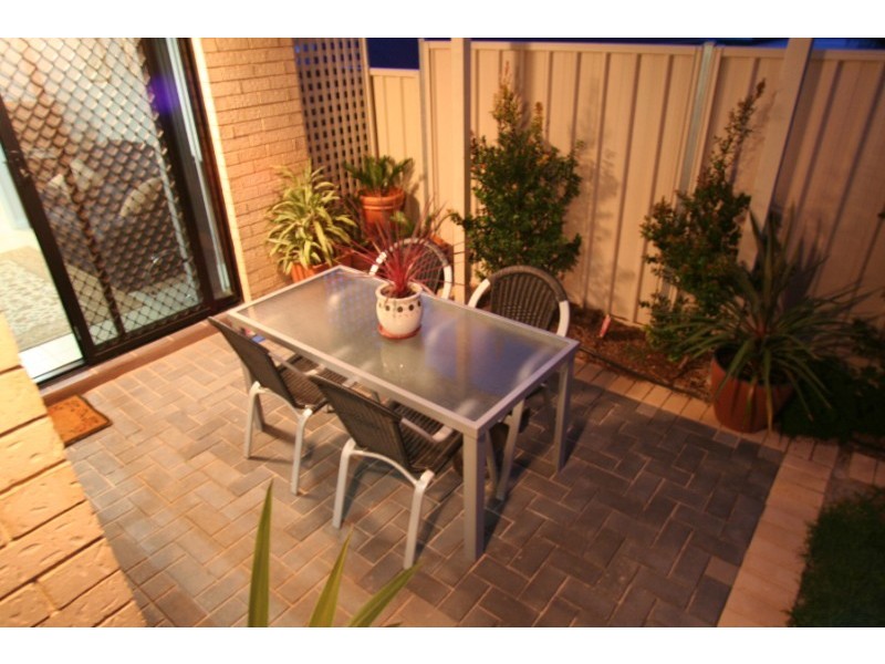 Res 2, 1-3 Scarborough Tce, Dover Gardens SA 5048