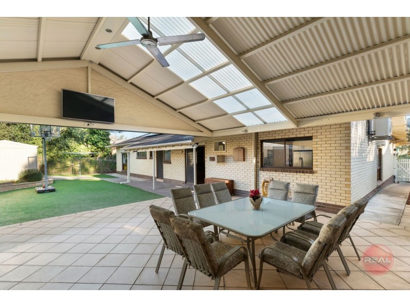 22 Broadmeadow Drive, Flagstaff Hill SA 5159