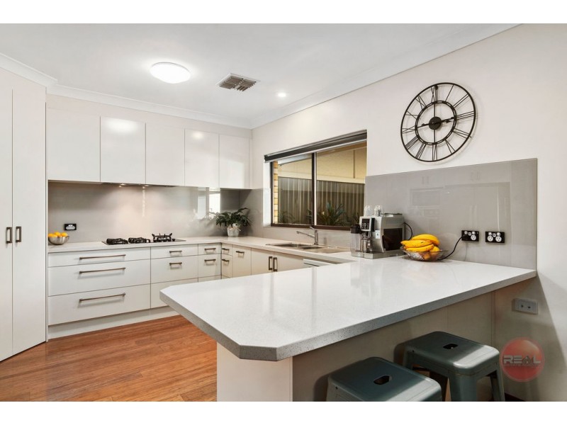 22 Broadmeadow Drive, Flagstaff Hill SA 5159