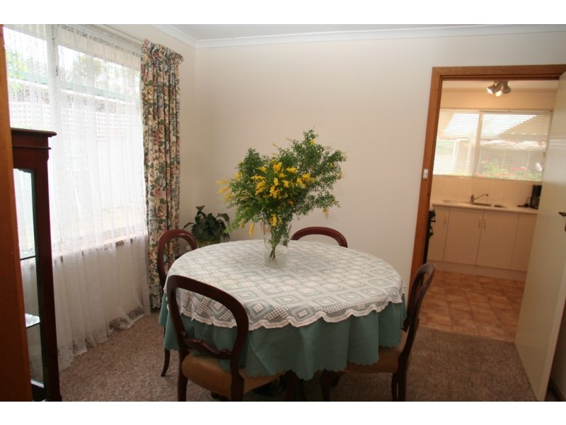 8 Monterey Avenue, Morphett Vale SA 5162