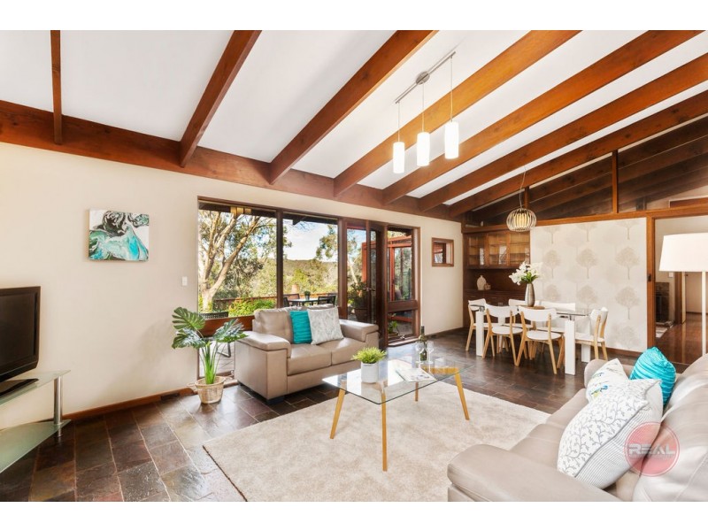 17 Wychwood Grove, Upper Sturt SA 5156