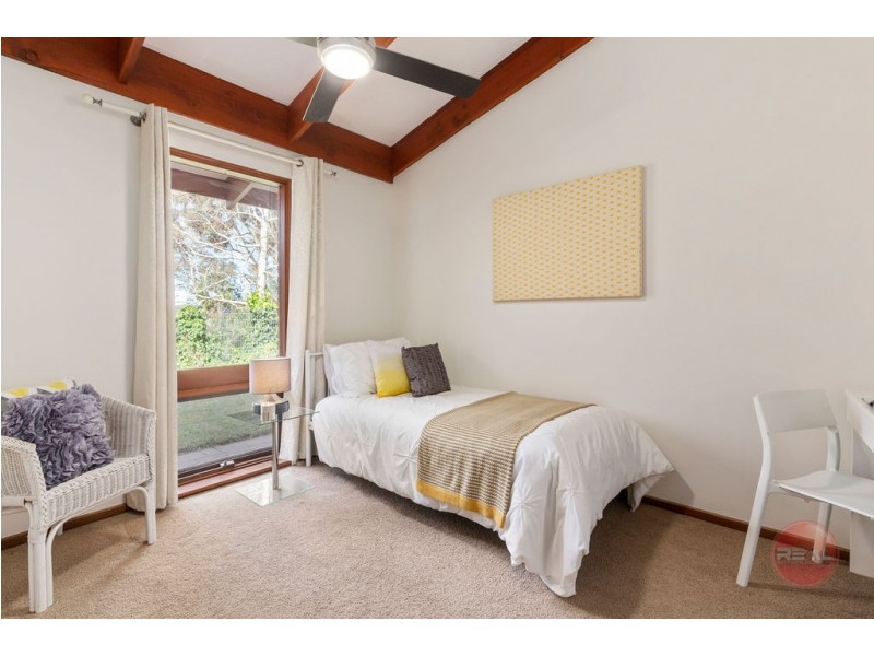 17 Wychwood Grove, Upper Sturt SA 5156