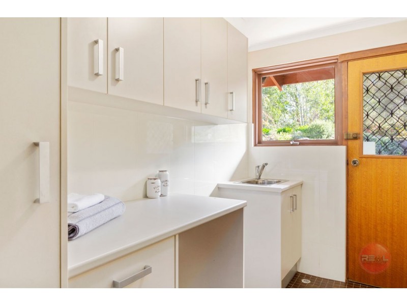 17 Wychwood Grove, Upper Sturt SA 5156