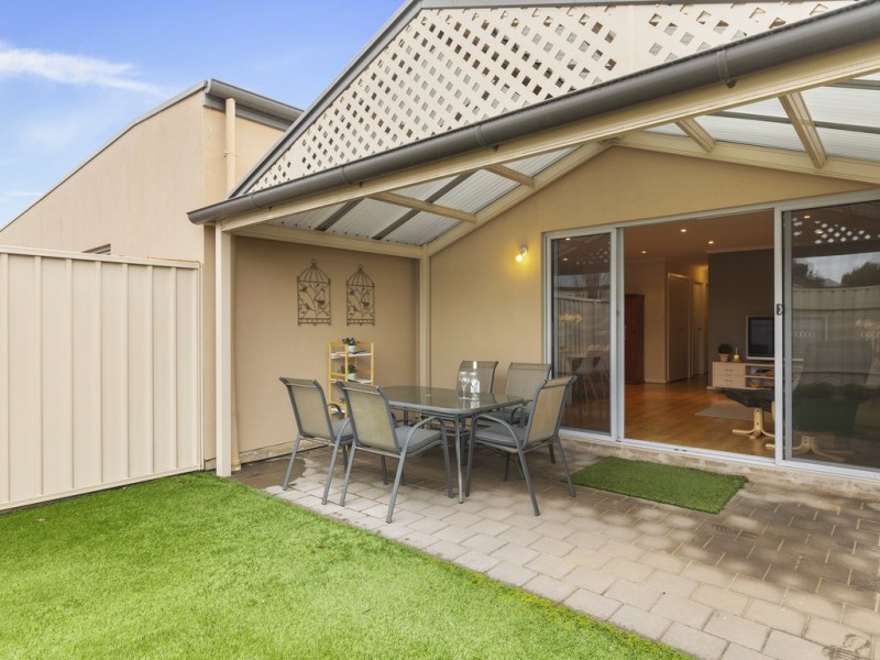 42b Nilpena Avenue, Park Holme SA 5043