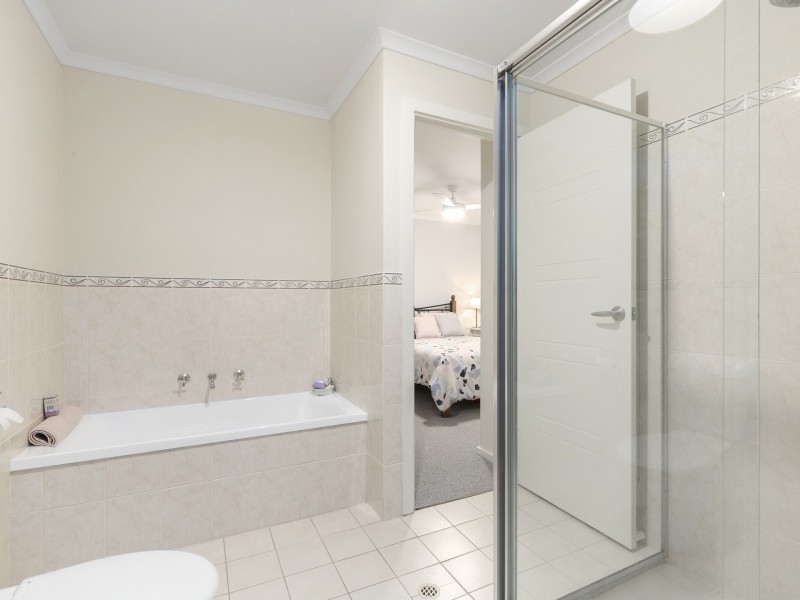 42b Nilpena Avenue, Park Holme SA 5043