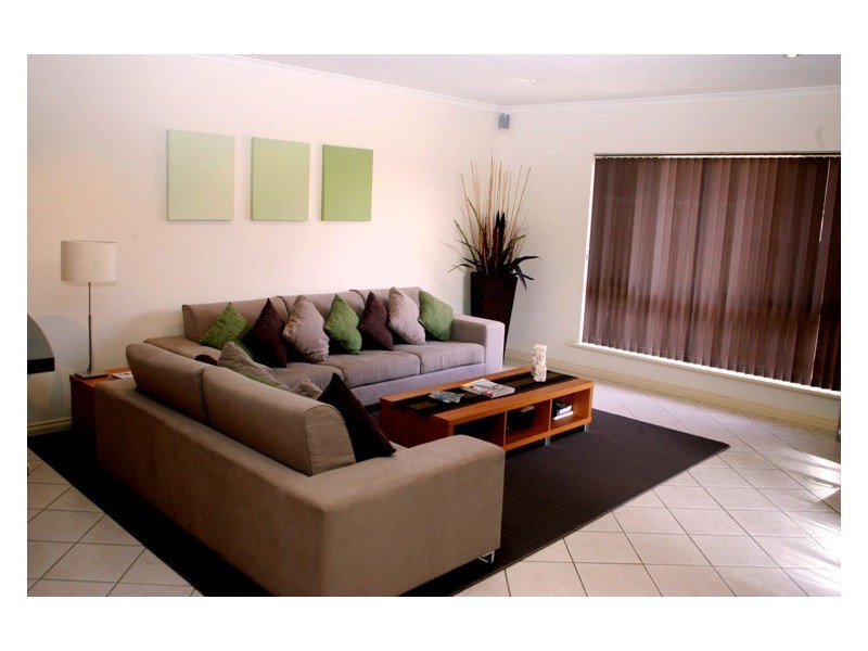 27 Ormond Avenue, Clearview SA 5085