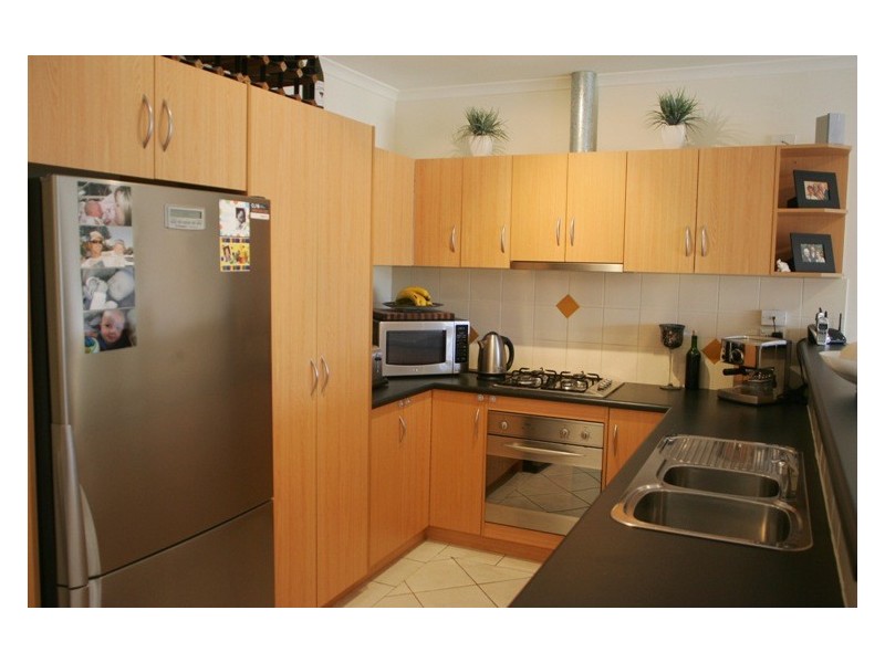 27 Ormond Avenue, Clearview SA 5085