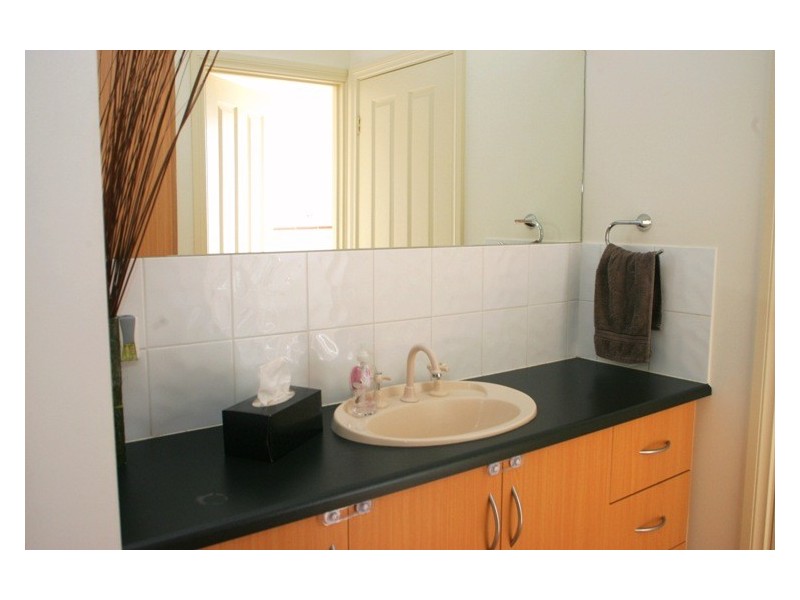 27 Ormond Avenue, Clearview SA 5085