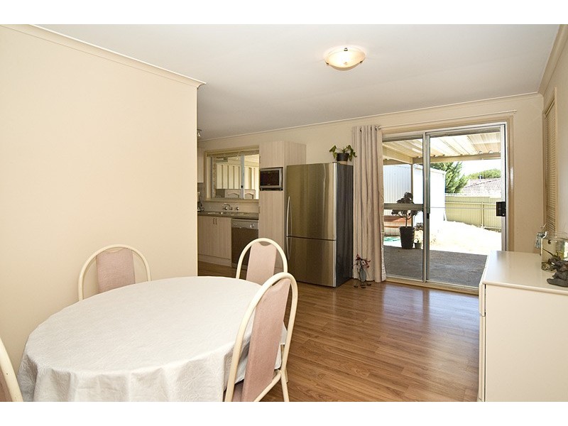 9 Glenhelen Road, Morphett Vale SA 5162