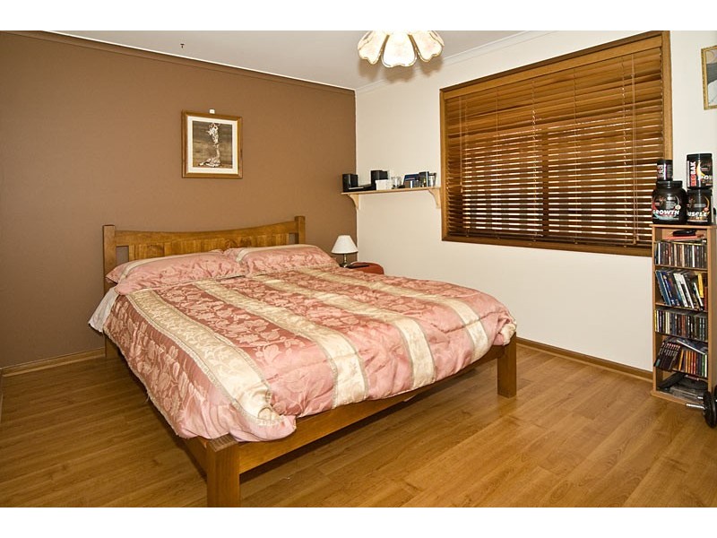 4 Lincoln Cove, Woodcroft SA 5162