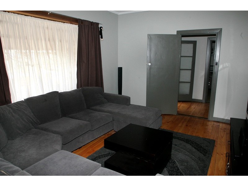 24 Kingston Avenue, Seacombe Gardens SA 5047