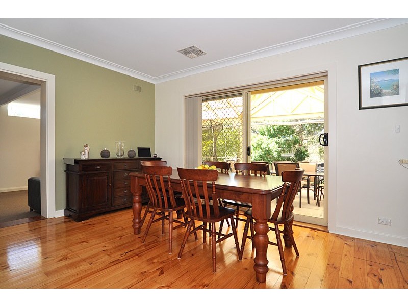 18 Jacaranda Drive, Coromandel Valley SA 5051