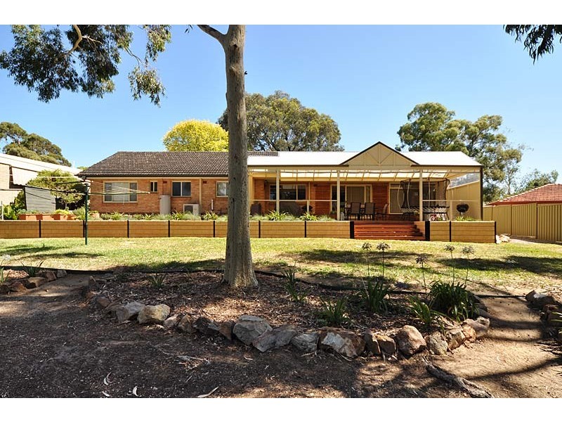 18 Jacaranda Drive, Coromandel Valley SA 5051