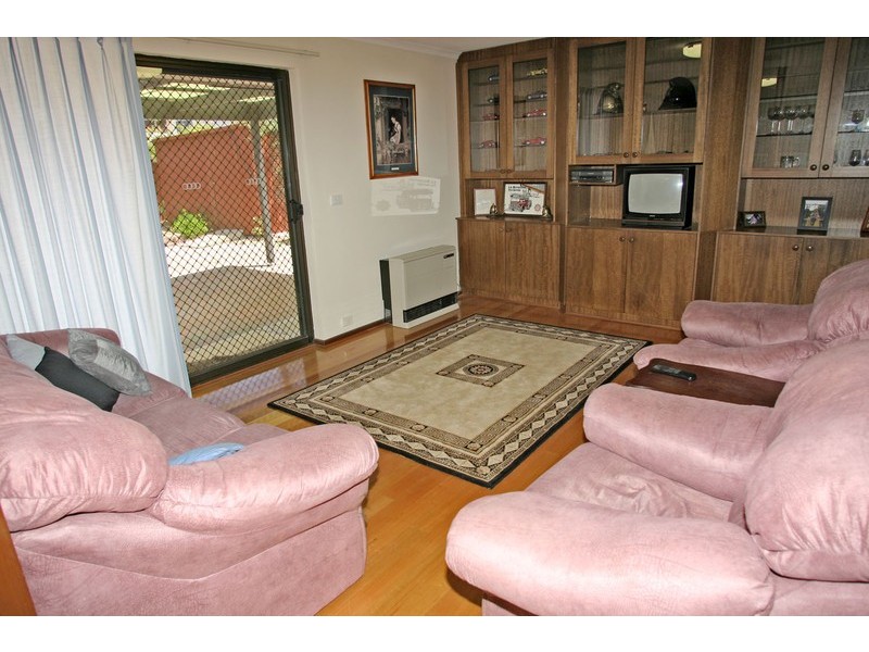 41 Torresan Crescent, Flagstaff Hill SA 5159