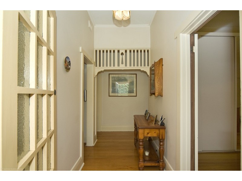 9 Castle Avenue, Prospect SA 5082