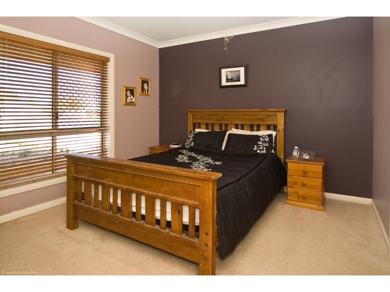 11 Lovelock Street, Aldinga Beach SA 5173