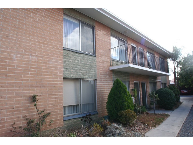 2/21 David Avenue, Glenelg North SA 5045