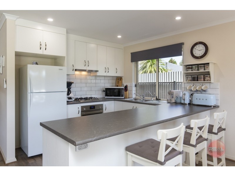 11 Alexander Crescent, Hackham SA 5163