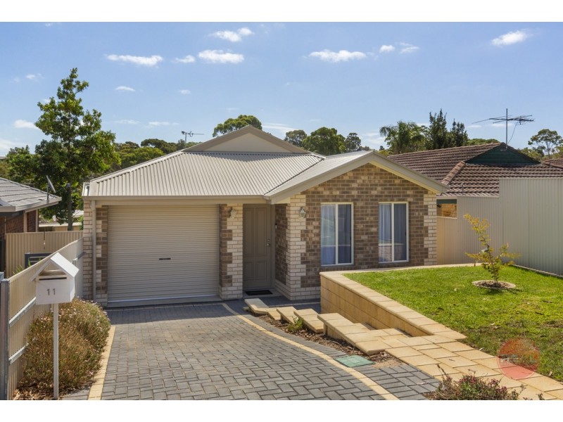 11 Alexander Crescent, Hackham SA 5163