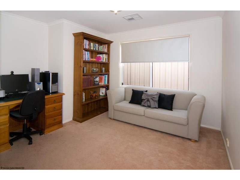 4 Sanderson Terrace (Coventry Gardens), Morphettville SA 5043