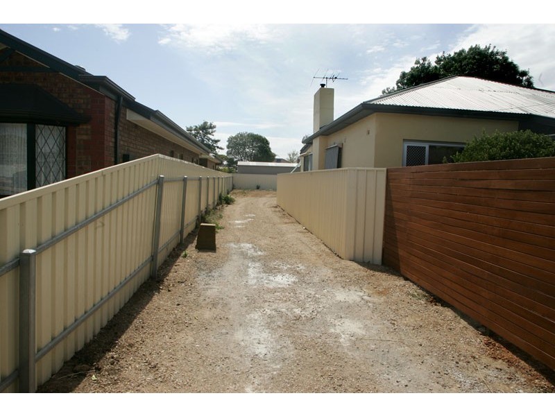 15A Nilpena Avenue, Park Holme SA 5043