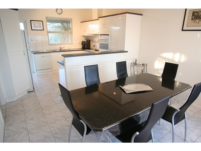 7 Bakara Street, Park Holme SA 5043