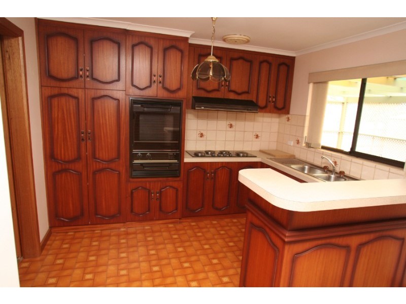 8 Nari Drive, Sheidow Park SA 5158