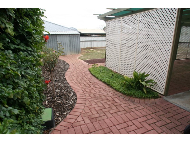 8 Nari Drive, Sheidow Park SA 5158