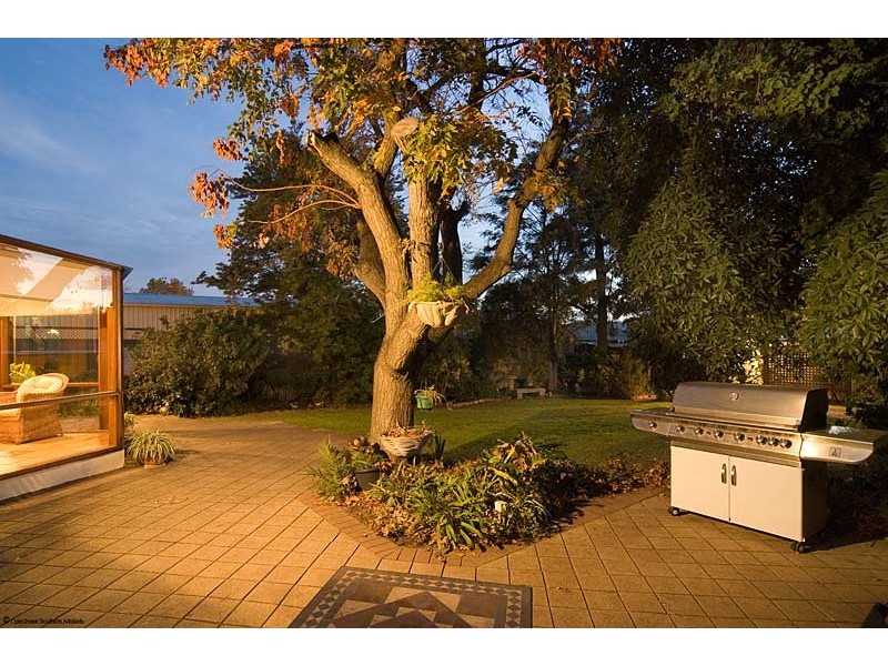 2 Warren Avenue, Prospect SA 5082