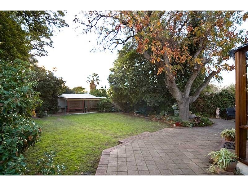 2 Warren Avenue, Prospect SA 5082