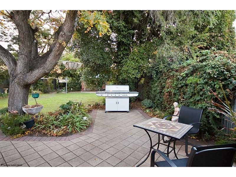 2 Warren Avenue, Prospect SA 5082